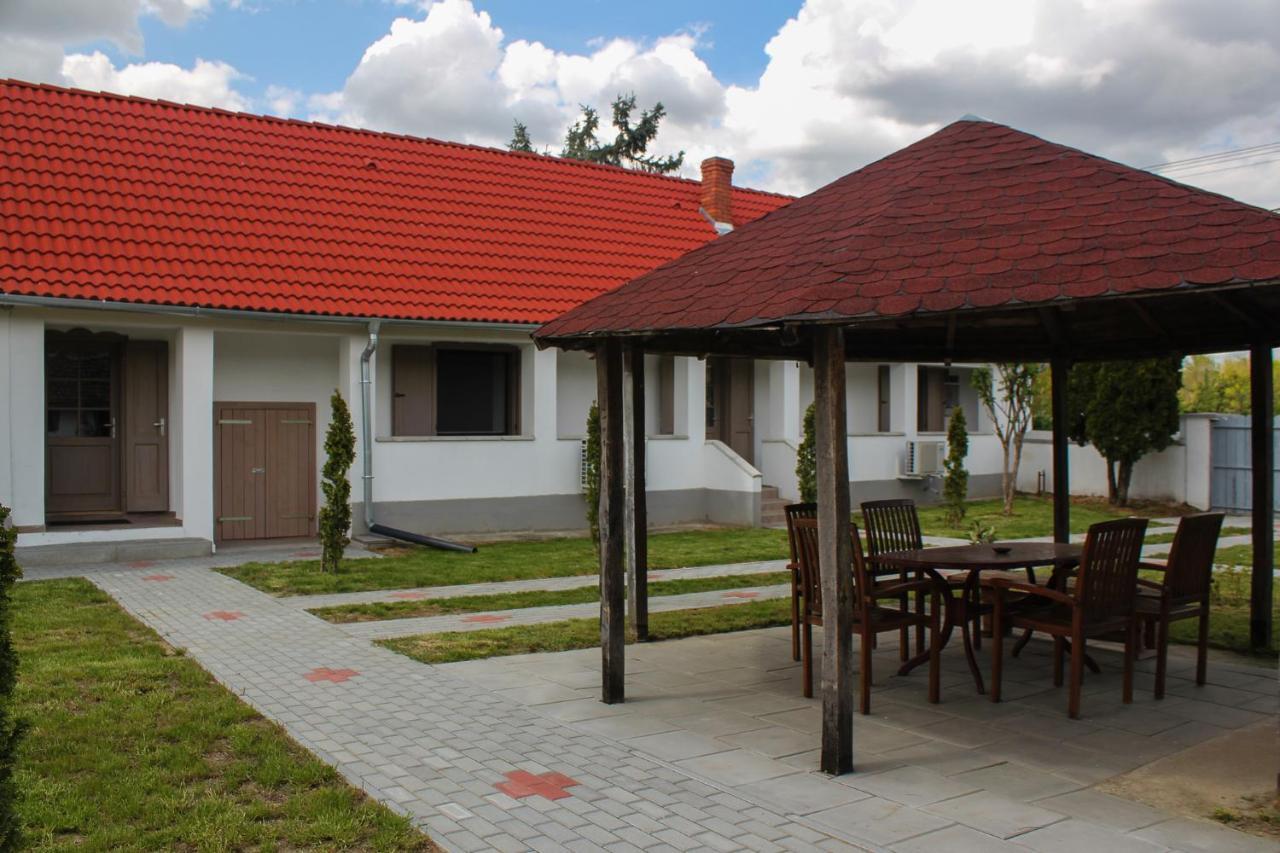Das Blaue Haus Guesthouse - Kovacshida Exteriér fotografie